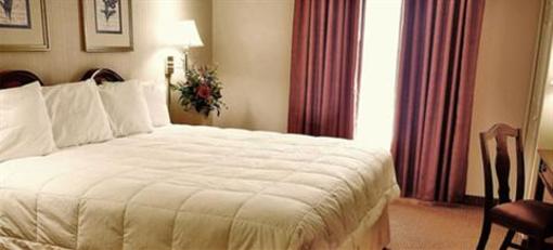 фото отеля WyteStone Suites of Potomac Mills