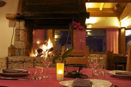 фото отеля Hotel La Perelle
