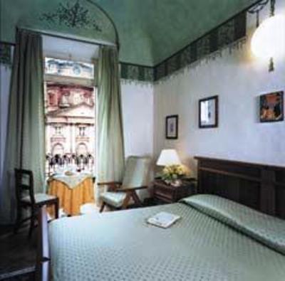 фото отеля Hotel Portici