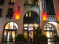 Opera Cadet Hotel