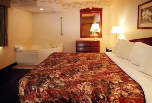 фото отеля AmericInn Lodge & Suites Atchison