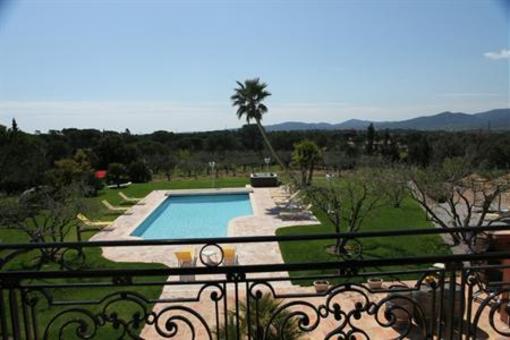 фото отеля Le Clos Des Escapades Guest House Puget-sur-Argens