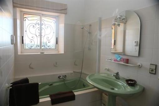 фото отеля Le Clos Des Escapades Guest House Puget-sur-Argens