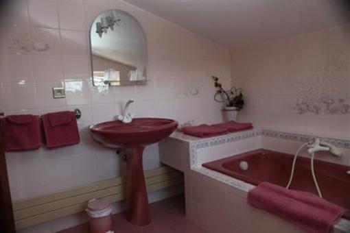 фото отеля Le Clos Des Escapades Guest House Puget-sur-Argens