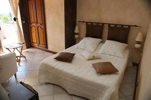 фото отеля Le Clos Des Escapades Guest House Puget-sur-Argens
