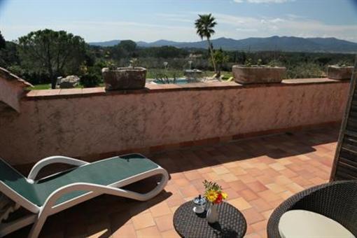 фото отеля Le Clos Des Escapades Guest House Puget-sur-Argens