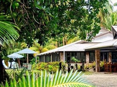 фото отеля Naigani Island Resort