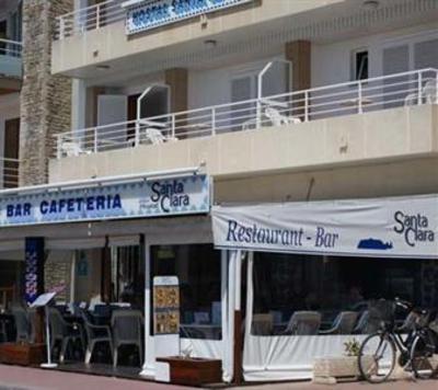 фото отеля Hostal Santa Clara