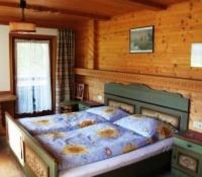 фото отеля Eberler Dani's Ziegenhof Apartments Mayrhofen