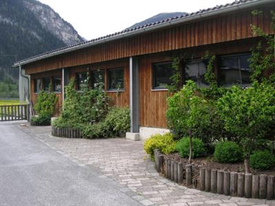 фото отеля Eberler Dani's Ziegenhof Apartments Mayrhofen