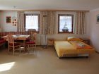 фото отеля Eberler Dani's Ziegenhof Apartments Mayrhofen