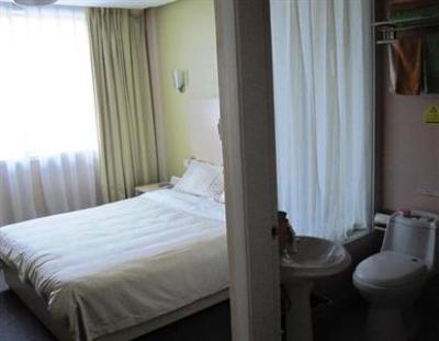 фото отеля Tonglu Renhe Hotel