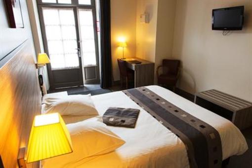 фото отеля Logis Auberge du Cheval Blanc