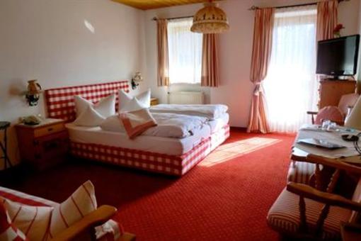фото отеля Gastehaus Reiffenstuel