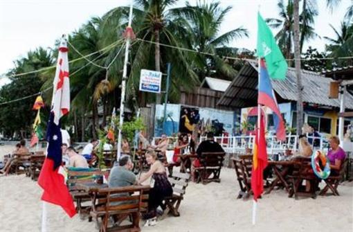 фото отеля Coconut Calm Beach Bungalows