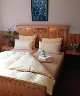 фото отеля Hotel Zum Deutschen Eck Velbert