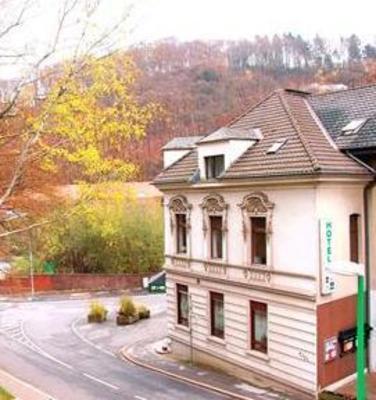 фото отеля Hotel Zum Deutschen Eck Velbert