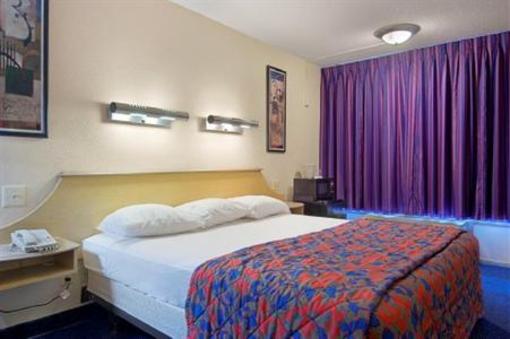 фото отеля Red Roof Inn Rockville