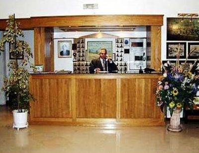 фото отеля Vouzas Hotel