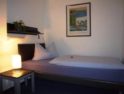 фото отеля Hotel Alt Buettgen Kaarst
