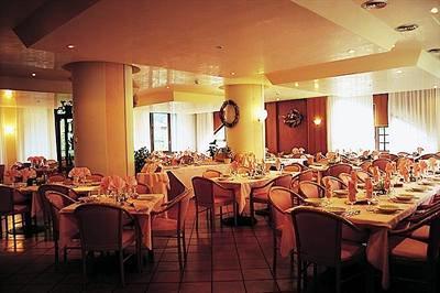 фото отеля Hotel I Larici Forni Di Sopra