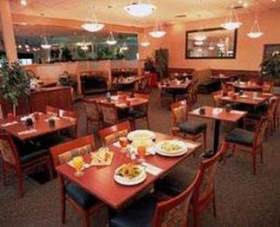 фото отеля Quality Hotel & Conference Centre Fort McMurray