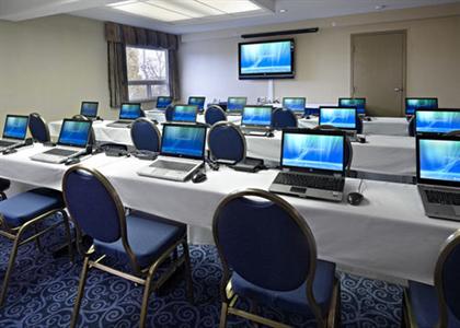 фото отеля Quality Hotel & Conference Centre Fort McMurray