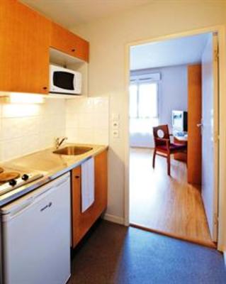 фото отеля Sejours & Affaires Annecy Le Pont Neuf Hotel Cran-Gevrier