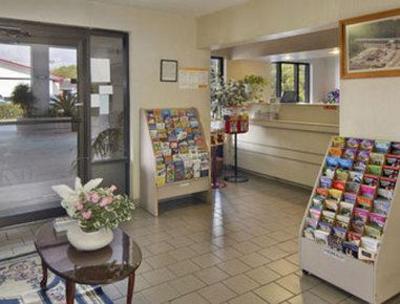 фото отеля Travelodge Lake City