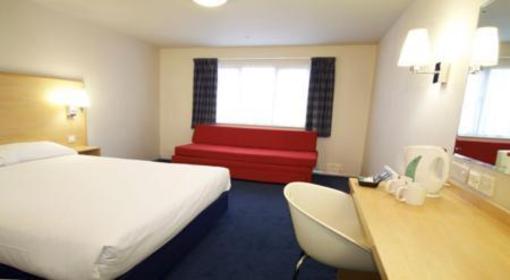 фото отеля Travelodge Hotel Birmingham Hilton Park Wolverhampton