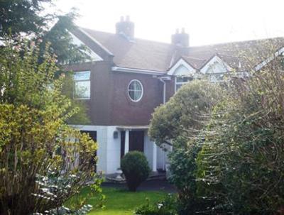 фото отеля Pinetrees Bed & Breakfast Ballymoney