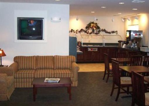 фото отеля Hawthorn Suites Akron Seville