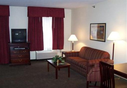фото отеля Hawthorn Suites Akron Seville