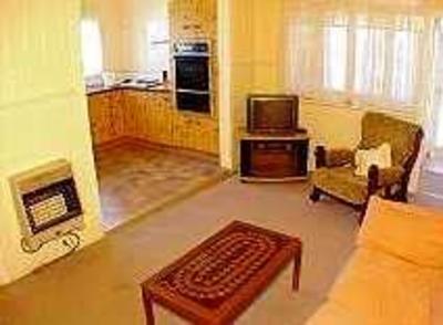 фото отеля Milroy Holiday Apartments