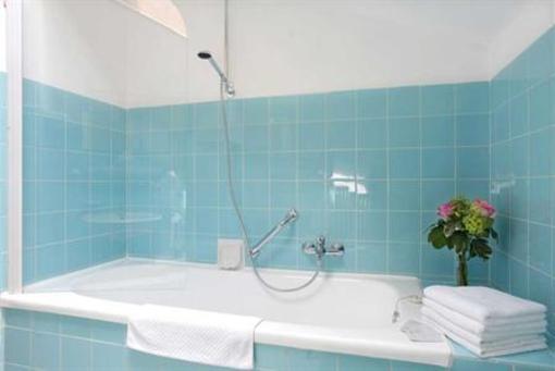 фото отеля Berlin Garni Hotel Rottach-Egern