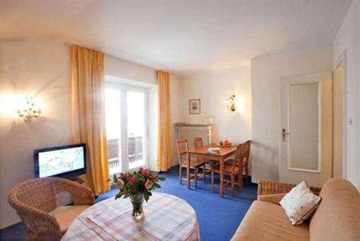 фото отеля Berlin Garni Hotel Rottach-Egern