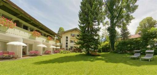 фото отеля Berlin Garni Hotel Rottach-Egern