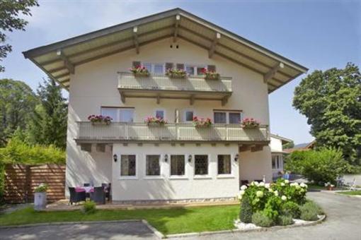 фото отеля Berlin Garni Hotel Rottach-Egern