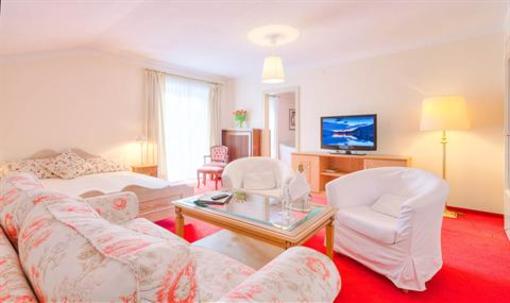 фото отеля Berlin Garni Hotel Rottach-Egern