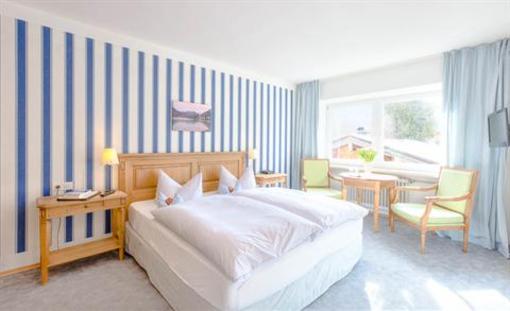 фото отеля Berlin Garni Hotel Rottach-Egern