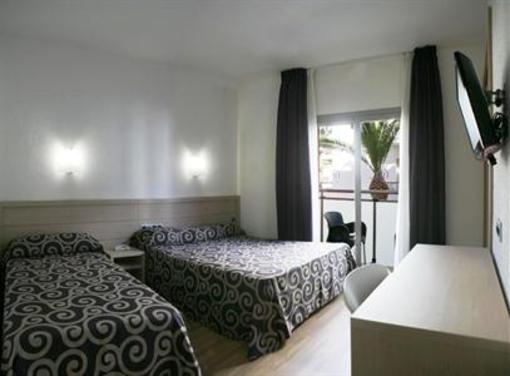 фото отеля Tossa Beach Hotel