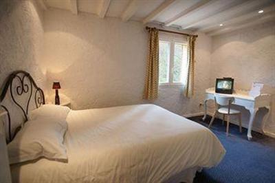 фото отеля Hotel Best Western La Gentilhommiere Satillieu