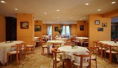 фото отеля Hotel Best Western La Gentilhommiere Satillieu