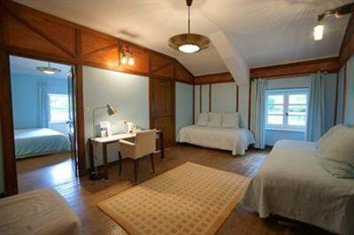 фото отеля Hotel Best Western La Gentilhommiere Satillieu