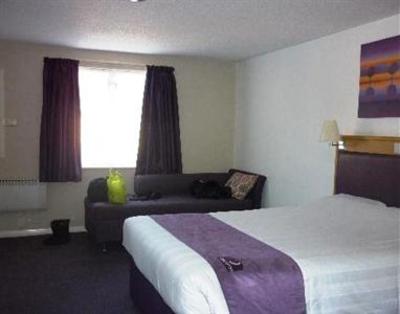 фото отеля Premier Inn West Swindon