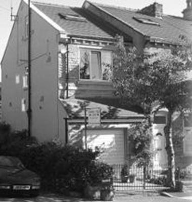 фото отеля Cherrytree Lodge Bradford