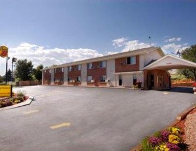 фото отеля Super 8 Motel Colorado Springs Central