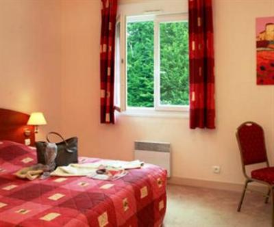 фото отеля Le Tulipier Hotel Vienne-le-Chateau