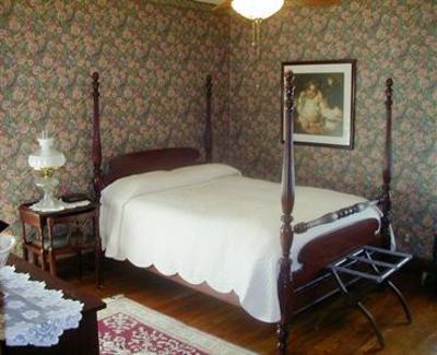 фото отеля Dearborn Bed & Breakfast
