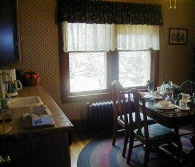 фото отеля Dearborn Bed & Breakfast